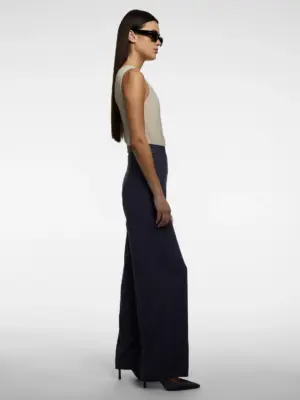 76a2e353-5349-4c1c-a146-a0ea16d37281