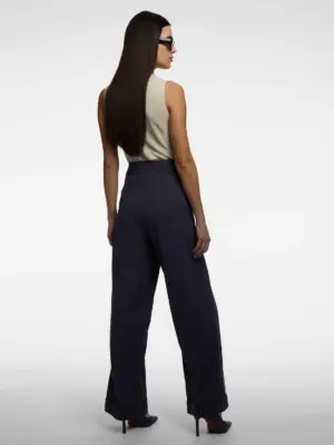 ec913be2-1a81-4d6c-97f9-f65017b248b3