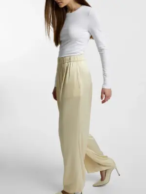 383203b5-da46-4abd-90d2-9a8ea716b030