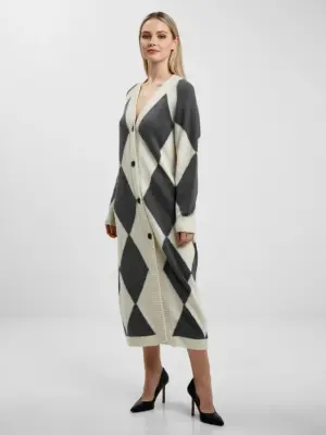 4b9f5161-69e8-4321-bd98-dbd38a1fd454