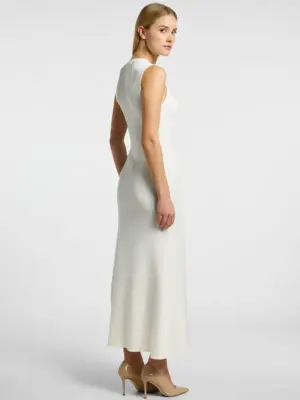 8be94720-e3cd-40a7-92e6-981461d316f7