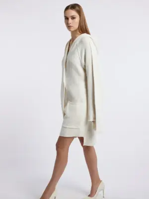 c647b3ff-9b86-43ed-ba16-0f3c21bf8dc5